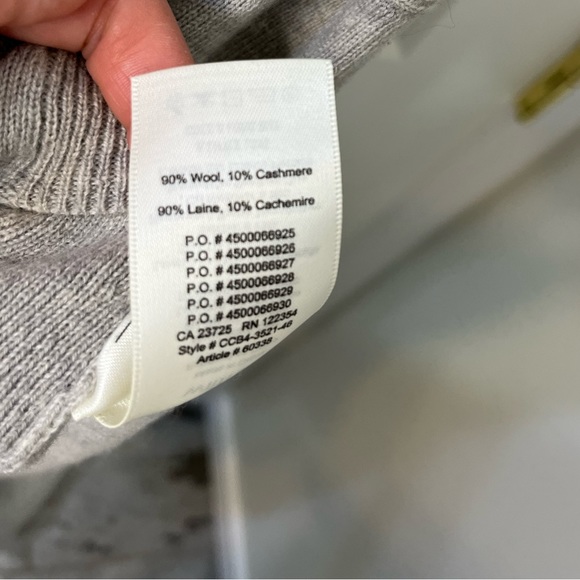 Wilfred wool and cashmere long sleeveless tunic sweater size M from Aritzia - Picture 5 of 5